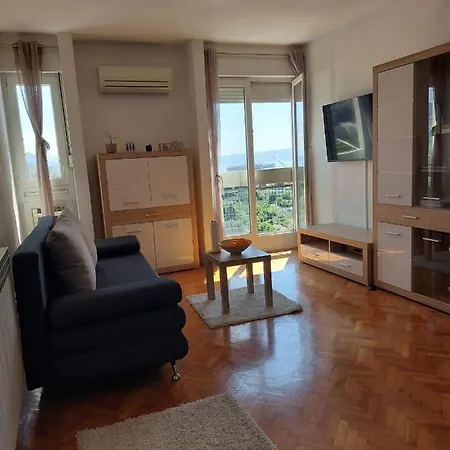 Tinna Apartment